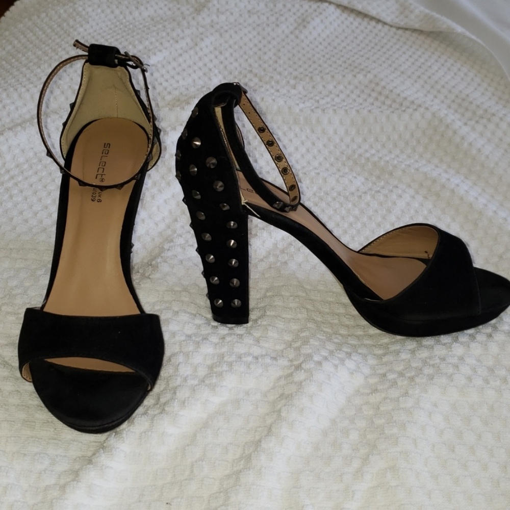 *Last Chance* Velvet Studded Heels